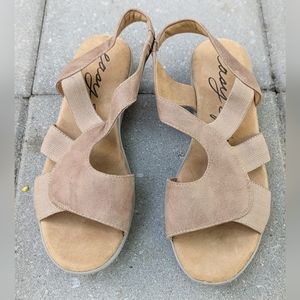 Kalayla Sandals